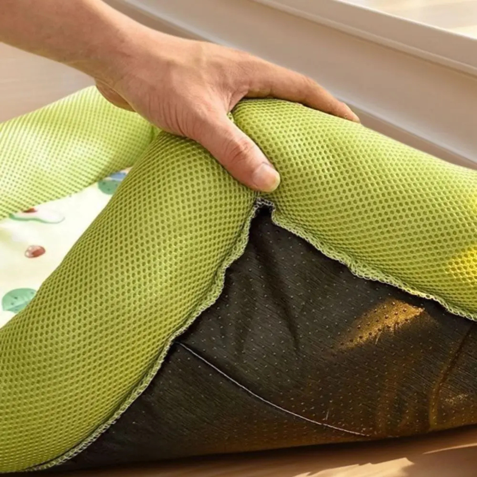 Orthopedic Pet Cooling Mat - Image 7